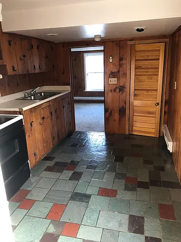206 W Canal St #B Photo 1