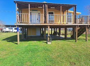 1220 Trinidad Ln, Pt Bolivar, TX 77650