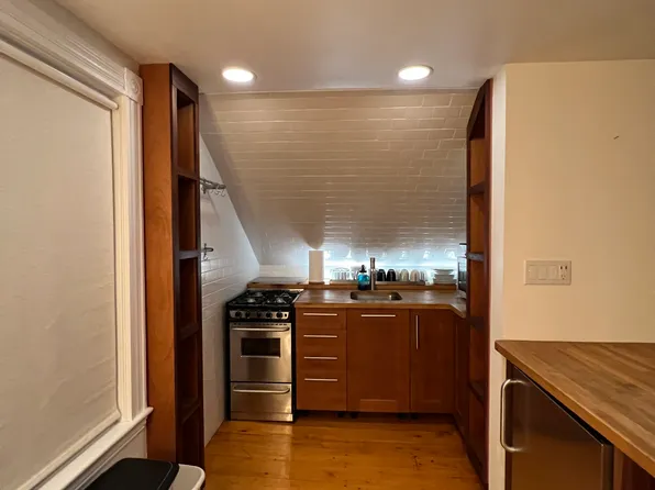 9 Laurel St #3, Cambridge, MA 02139