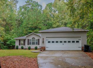 1352 Douglas Dr, Ellerslie, GA 31807