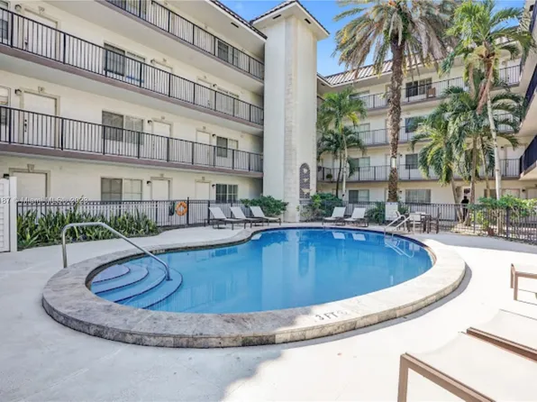 924 SE 2nd St #22/304, Fort Lauderdale, FL 33301