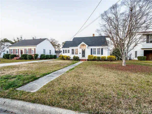 521 E 16th St, Lumberton, NC 28358