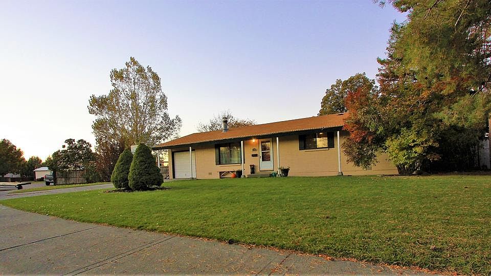 1st image of 2167 Logan Dr