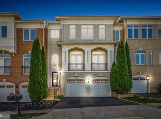 43573 Wild Indigo Ter, Leesburg, VA 20176