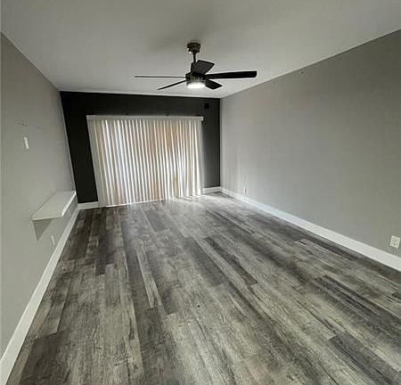 5th image of 1000 River Reach Dr APT 310