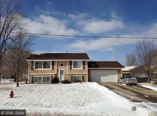 212 Valley View Dr, Jordan, MN 55352