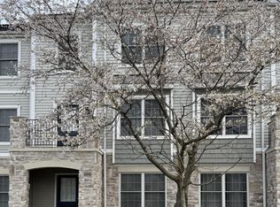 6001 Canyon Creek Dr #303, Dublin, OH