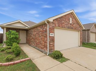 2804 Highgarden Trl, Crandall, TX 75114