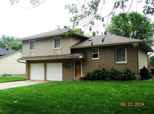 3511 Woodbury St, Independence, MO 64055
