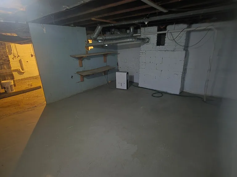 550 Sheldon Ave — Photo 10