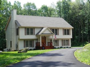 60 Dean Rd, Stormville, NY 10512