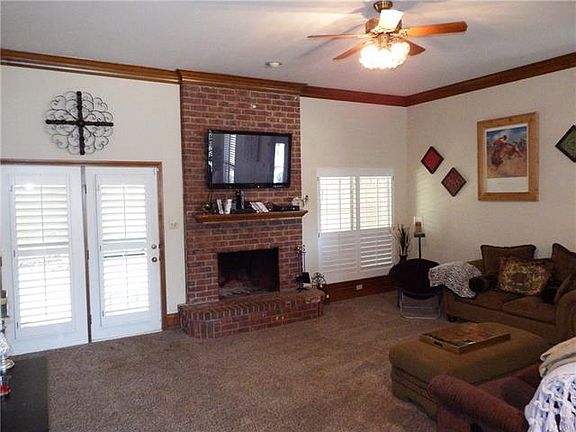 5th image of 4921 Courtside Dr