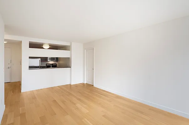 Rented by The Moinian Group | media 23