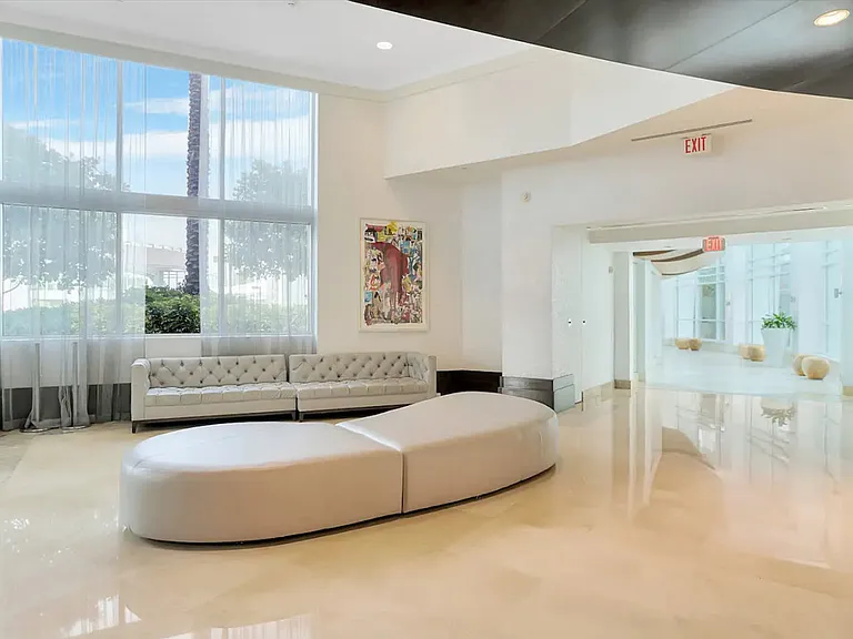 Building's Lounge