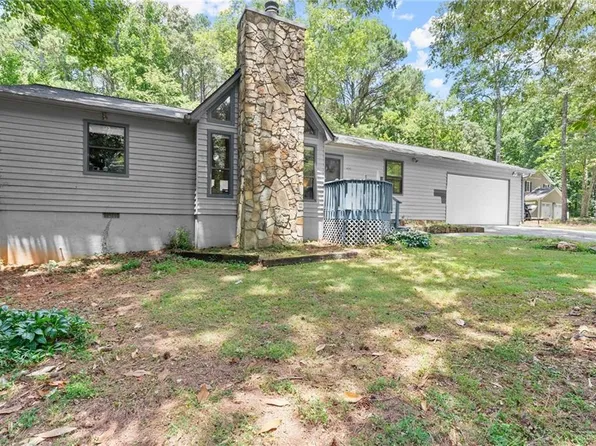 490 Victoria Rd, Woodstock, GA 30189
