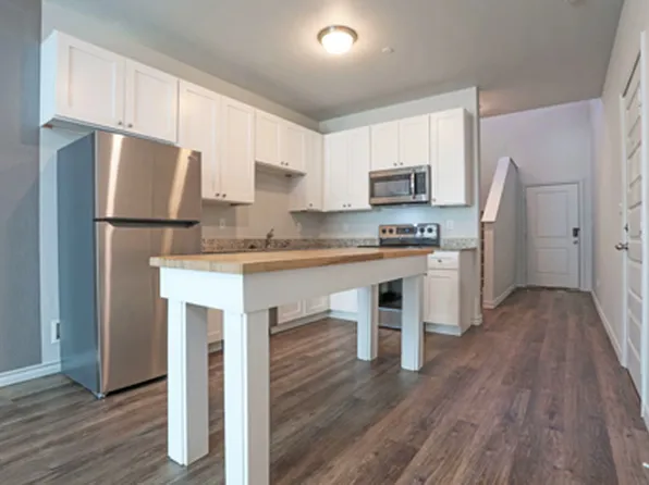3337 Forest Hill Cir, Fort Worth, TX 76140