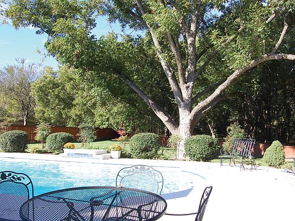 3rd image of 2004 S Sweet Gum Ave