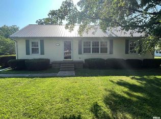 3172 Shale Rd, Newton, IL 62448