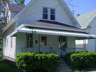 2nd image of 1328 Yates St