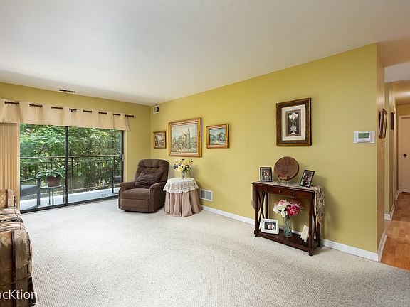 4th image of 1702 Mill St APT 207