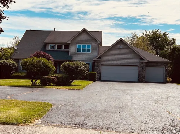 386 Long Pond Rd, Rochester, NY 14612