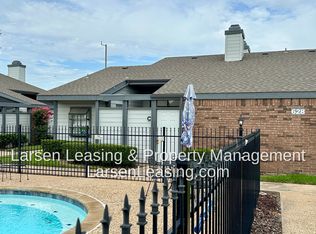 628 Bellaire Dr APT C, Hurst, TX 76053