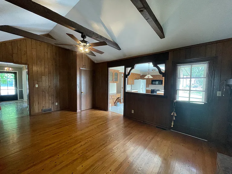 9549 Walmer St — Photo 37