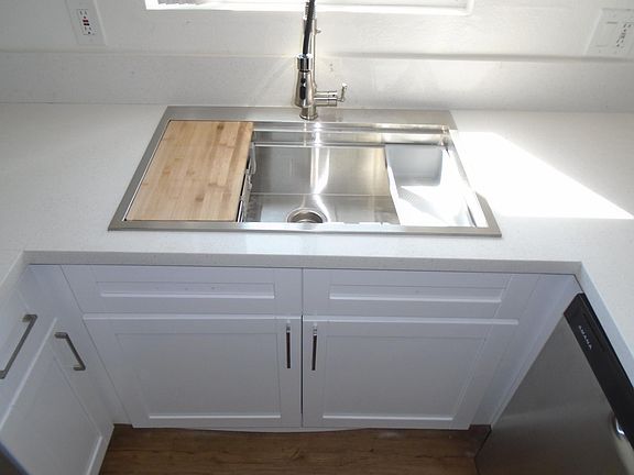 3rd image of 410 W Imperial Hwy APT 415