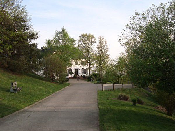 Long Driveway with private 2+aces