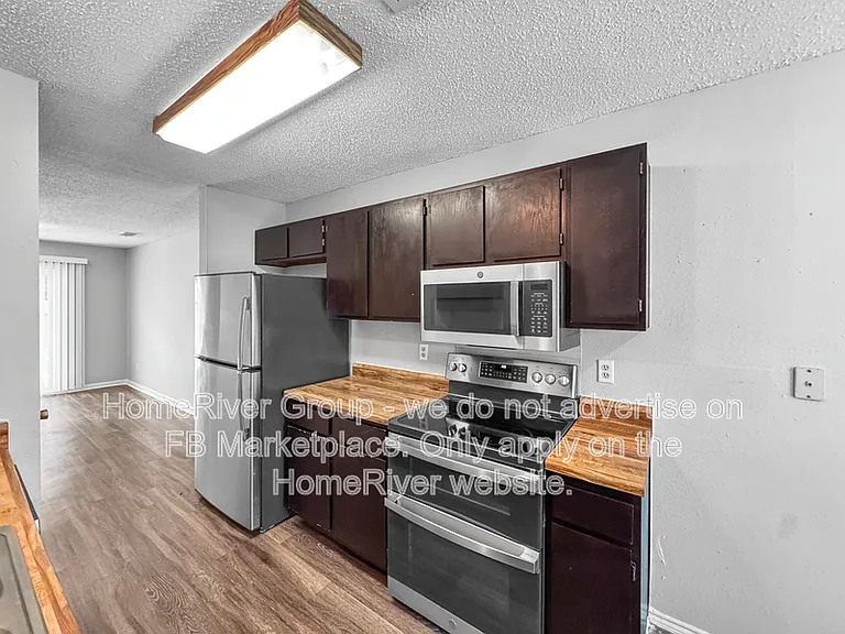 12160 Stoney Brg — Photo 13