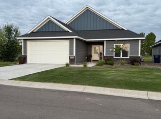 12765 292nd Ln, Lindstrom, MN 55045