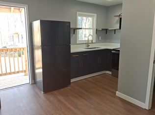 107 Parkview Dr #B, Barnesville, GA 30204