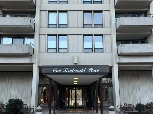 1 Bratenahl Pl APT 311, Cleveland, OH 44108