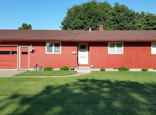 516 Collegeview St, Winona, MN 55987