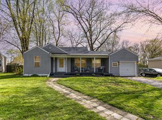 1017 W 62nd Pl, Merrillville, IN 46410