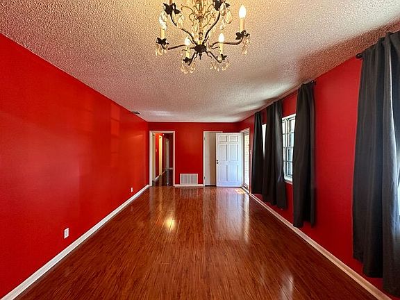 2nd image of 3100 Rollingwood Dr