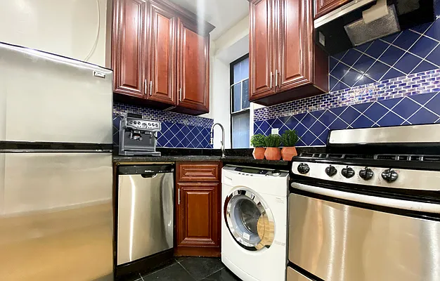 Rented by Vector New York, LLC | media 26