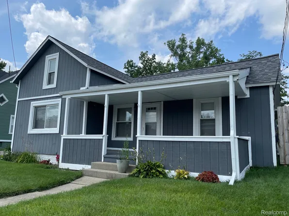 7556 Miller Rd, Swartz Creek, MI 48473