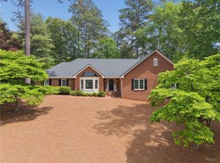 8830 Willowbrae Ln, Roswell, GA 30076