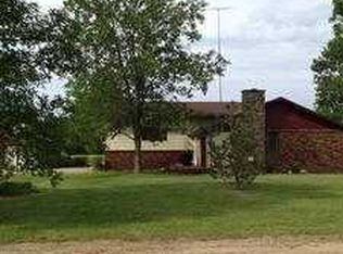 930 Railroad Ave NW, Melrose, MN 56352