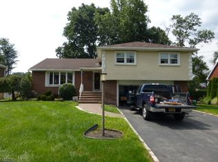 35 Vincent Dr, Clifton, NJ 07013