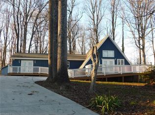 7518 Farmbrook Pl, Thomasville, NC 27360