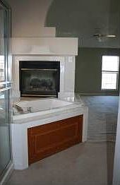 4th image of 7044 Lake Valley Dr