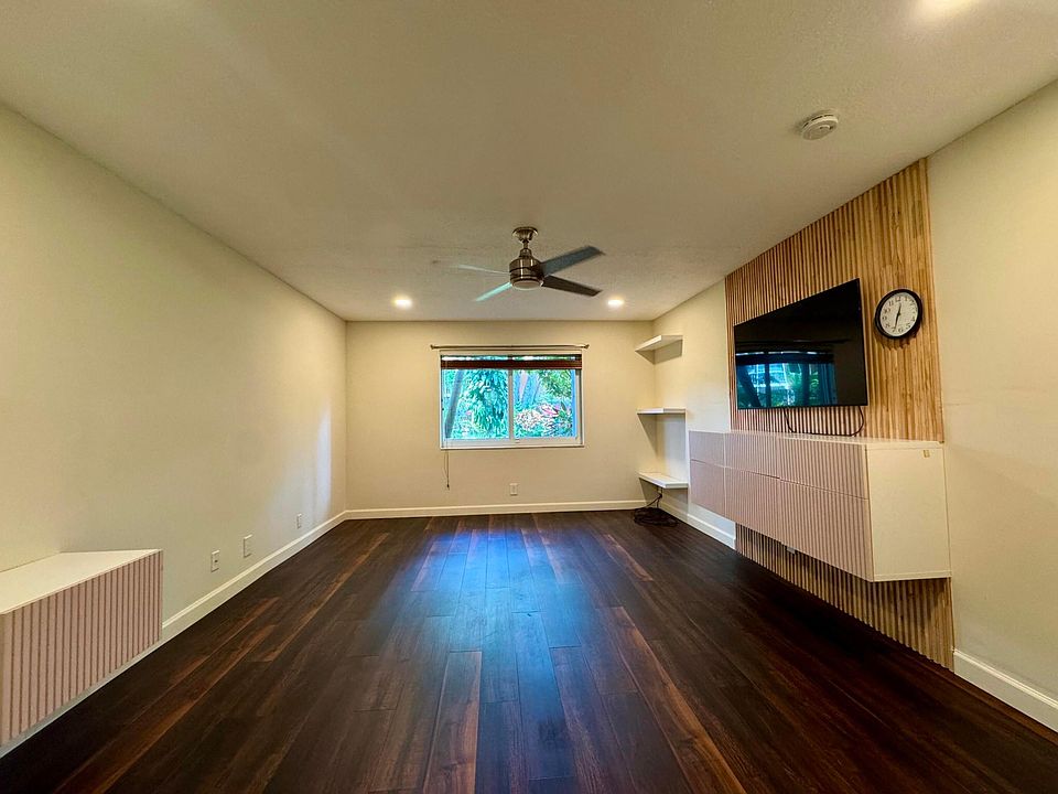 1st image of 1920 NE 1st Terrace #118h