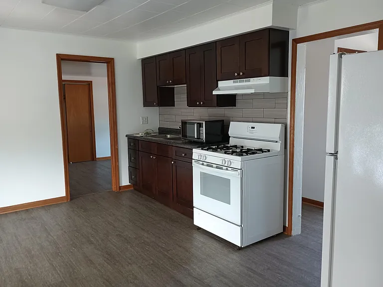 2452 Indiana Ave #2 — Photo 5