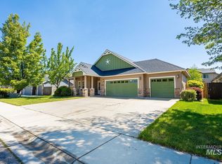 1102 N Little Camas Ave, Star, ID 83669