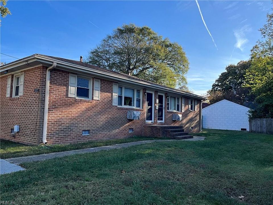 1st image of 1127 E Balview Ave