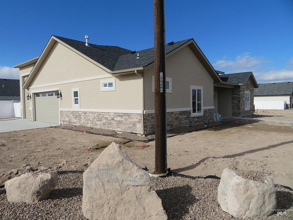 2nd image of 1484 Haizlee Way