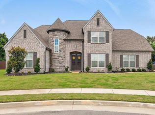 720 Woodland Fox Cv, Cordova, TN 38018