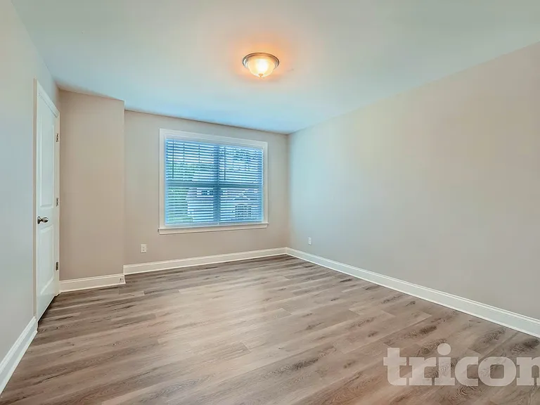 162 Blueview Rd — Photo 12